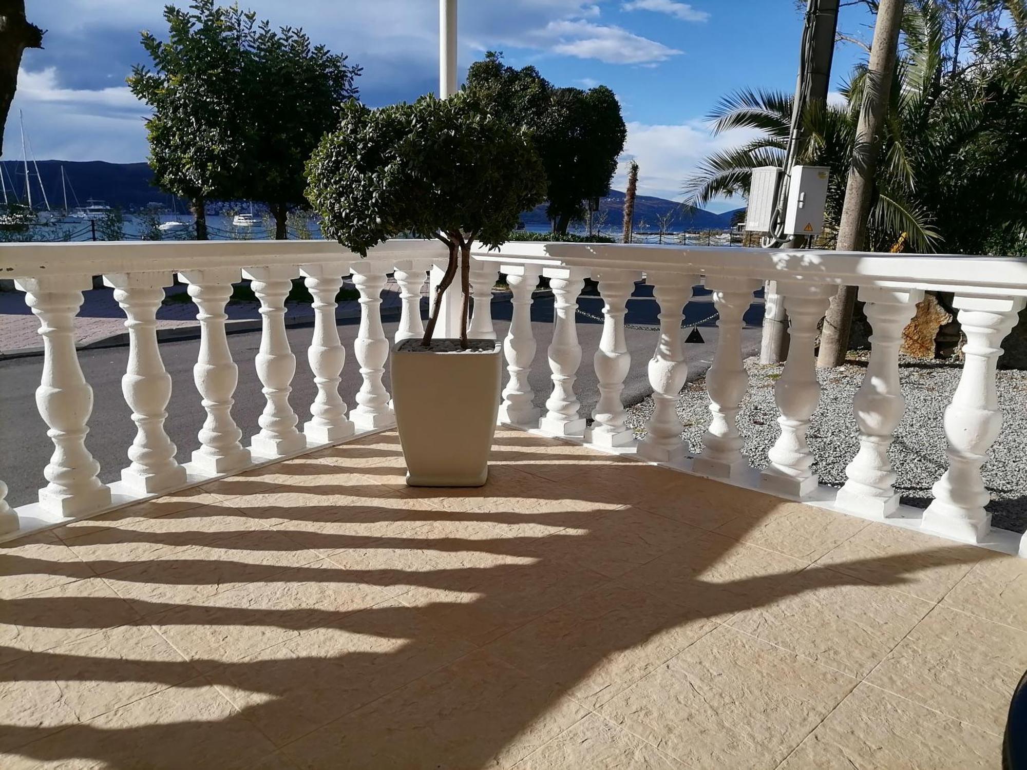 Apartment Casa Sul Mare ティヴァト エクステリア 写真